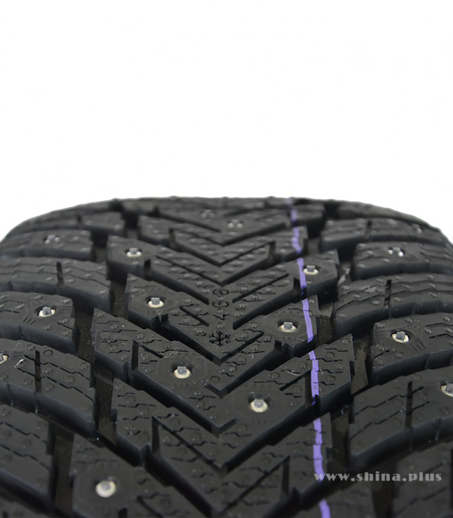 235/60  R18 Nokian Tyres (Ikon Tyres) Hakkapeliitta SUV10 ш 107Т (зима) а/шина