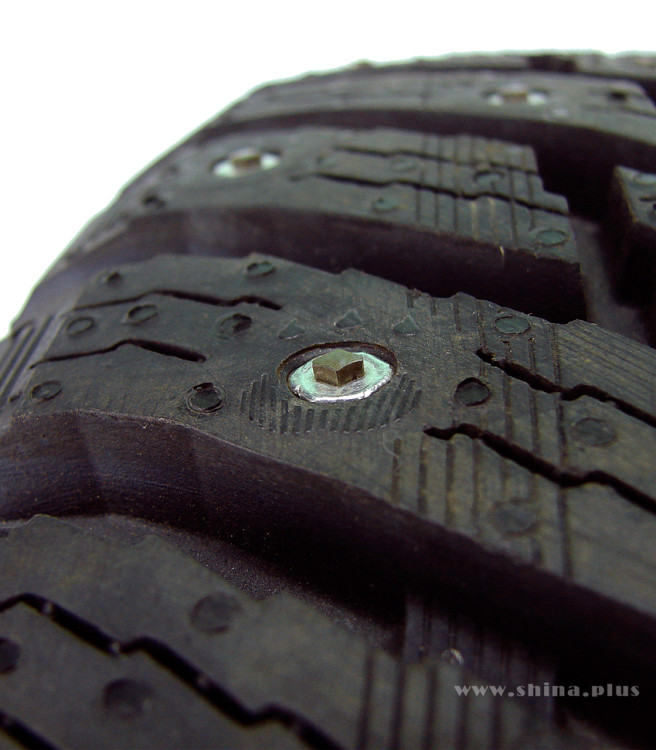 215/70  R16 Nokian Tyres (Ikon Tyres) Hakkapeliitta SUV8 100T ш (зима) а/шина