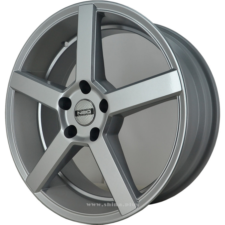 Диск R18 5x114,3 Tech Line V03.18 7,5J ET35 D67,1 Sil Neo