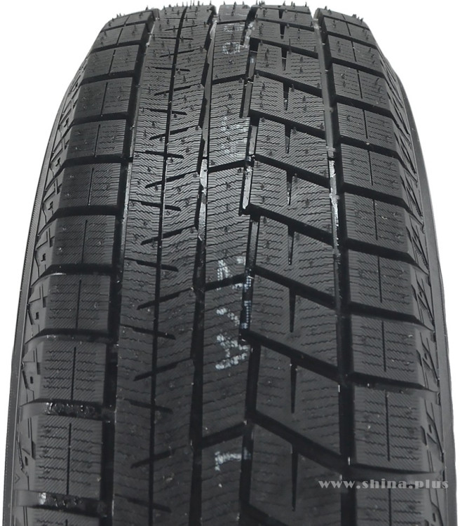 255/35  R19 Yokohama IG60A 96Q (зима) а/шина