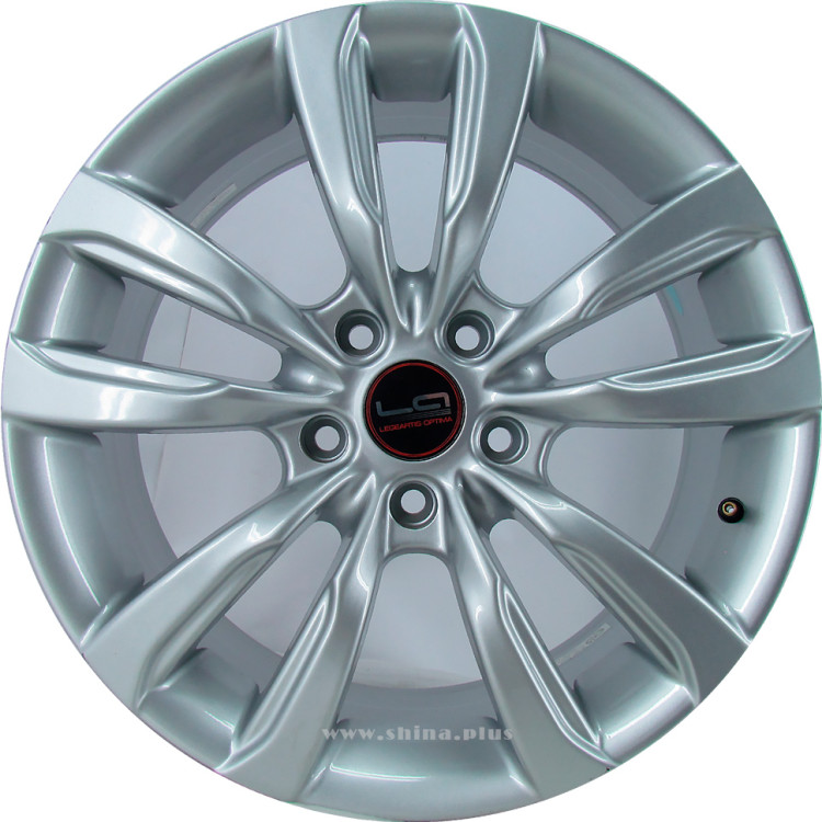 Диск R17 5x114,3 Replica (OД KI533) 7,0J ET41 D67,1 Silver