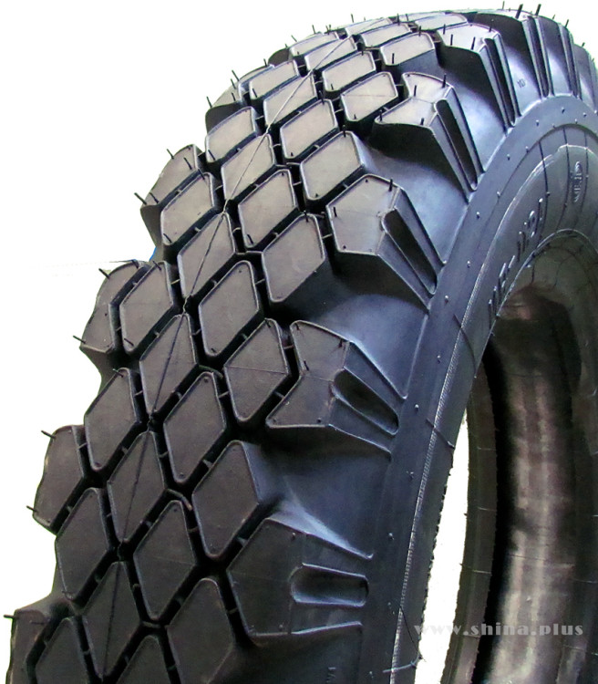 7,50-20 ИЯ-112А нс 8 с камерой без ободной ленты Омск 119/116J а/шина