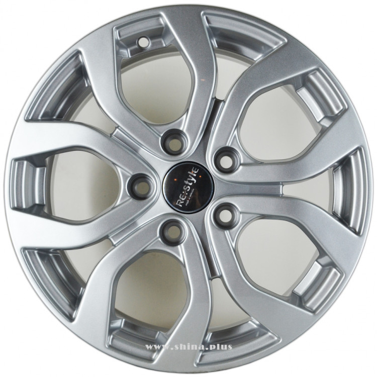 Диск R16 5x114,3 KCr704 (K&K) Nissan Terrano 6,5J ET50 D66,1 сильвер