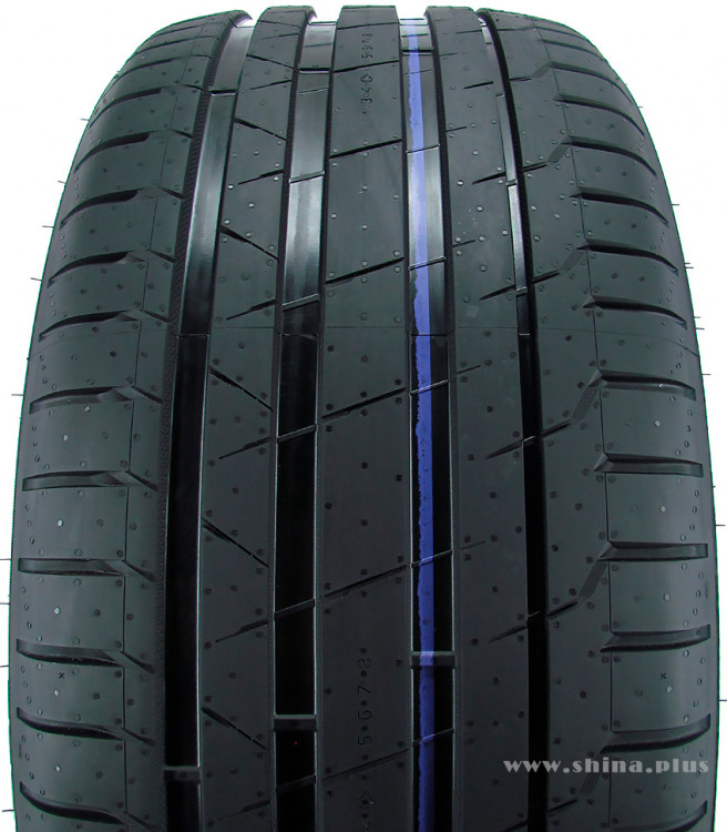 275/40  R20 Nokian Tyres (Ikon Tyres) Hakka Black 2 SUV 106Y (лето) а/шина
