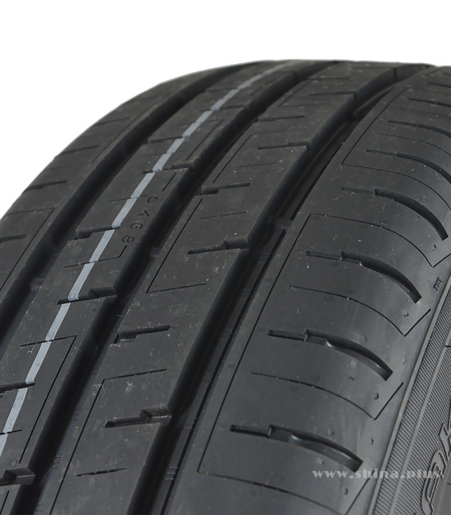 225/65  R16C Nokian Tyres (Ikon Tyres) Hakka Van 112/110R (лето) а/шина