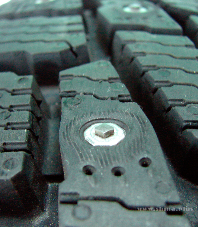 235/70  R16 Nokian Tyres (Ikon Tyres) Hakkapeliitta SUV7 106T ш  а/шина