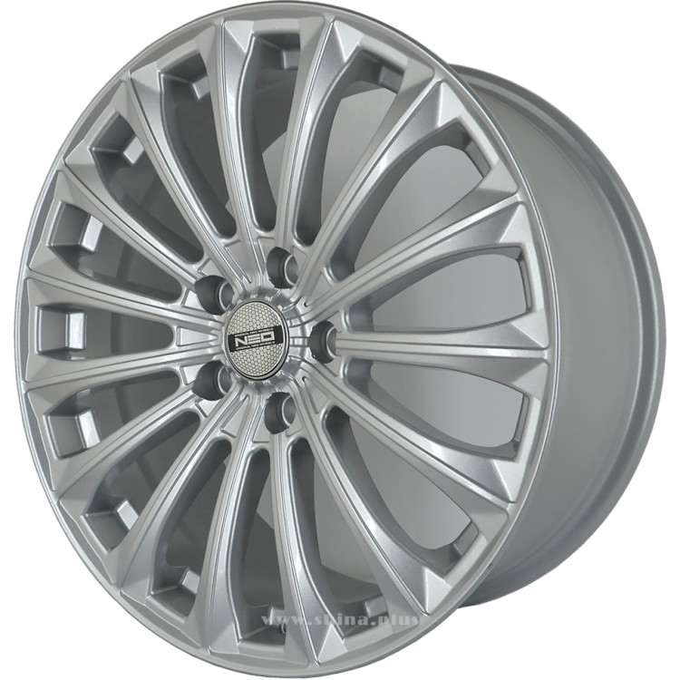 Диск R18 5x114,3 Tech Line 830 8,0J ET45 D67,1 Sil Neo