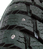 215/70  R16 Nokian Tyres (Ikon Tyres) Hakkapeliitta SUV9 100T ш (зима) а/шина