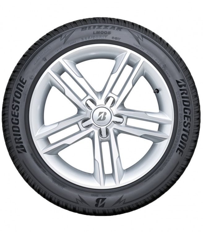 225/40  R19 Bridgestone Brizzak LM005 93W (зима) а/шина